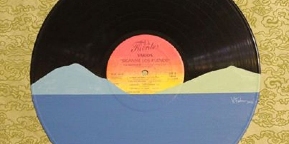 Exposición Benéfica para Local Project